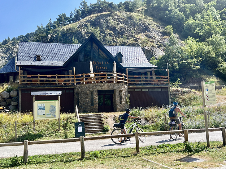 Hoteleria i càmpings del Pirineu preveuen ocupacions “molt bones”, amb pics del 100%, durant l’agost