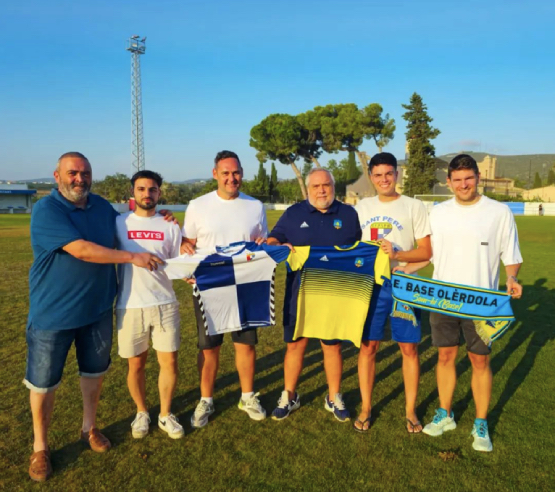 El Base Olèrdola i el Molanta signen un acord de filiació i col·laboració
