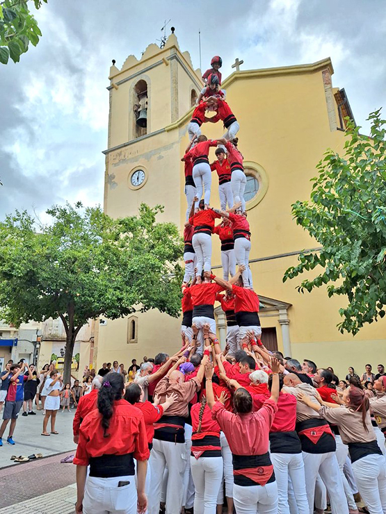 Els Xicots de Vilafranca descarreguen el primer 4d8 de la temporada a Castelldefels