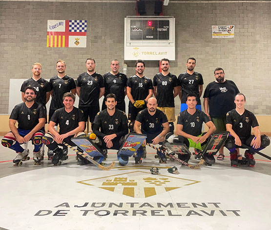 L’equip sènior del CE Torrelavit torna a les pistes d’hoquei 13 anys després