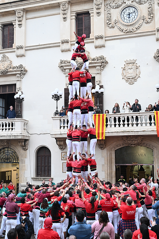 Els Xicots de Vilafranca tanquen la temporada amb una gran actuació a la  Diada del Roser