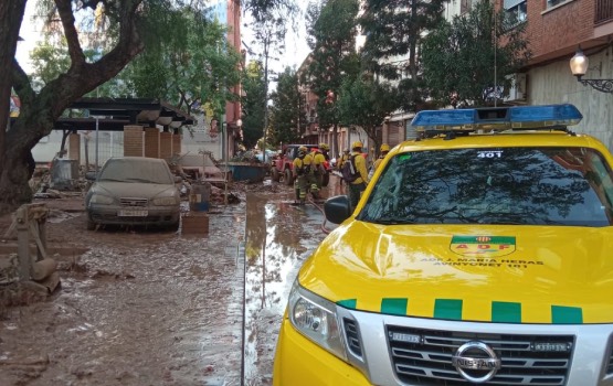 Voluntaris de les ADF del Penedès-Garraf donen suport als afectats per la DANA a València