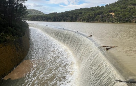 L’ACA demana precaució per sobreeiximent a l’embassament del Foix